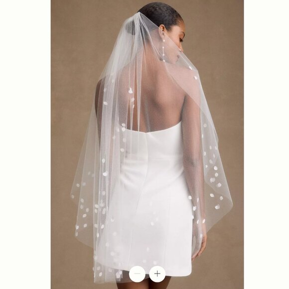 NWT Veil Trends Vine Fingertip Veil from BHLDN / Anthropologie - Picture 3 of 7